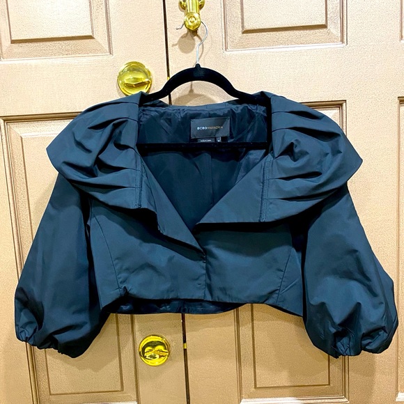 BCBGMaxAzria Jackets & Blazers - BCBG MAXAZRIA Crop Black Jacket